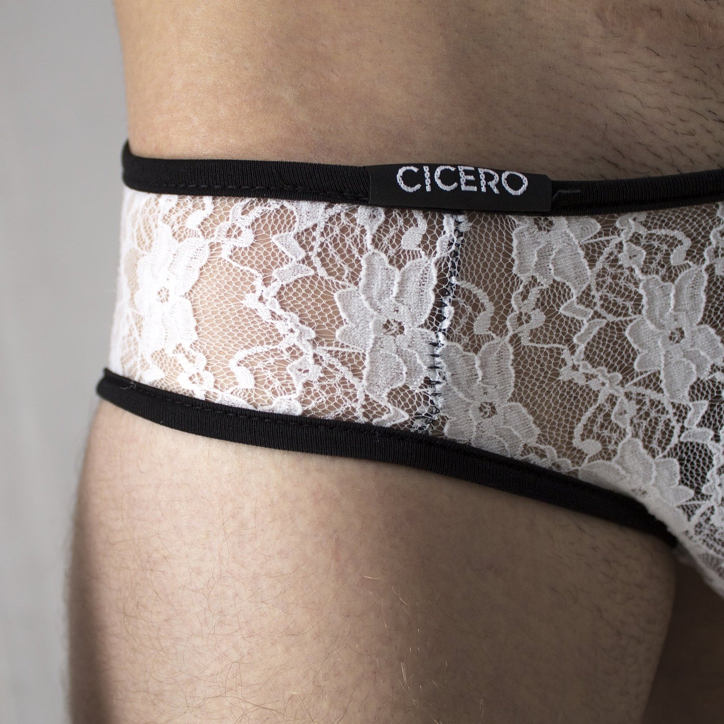 SL0021 – White Lace Slip
