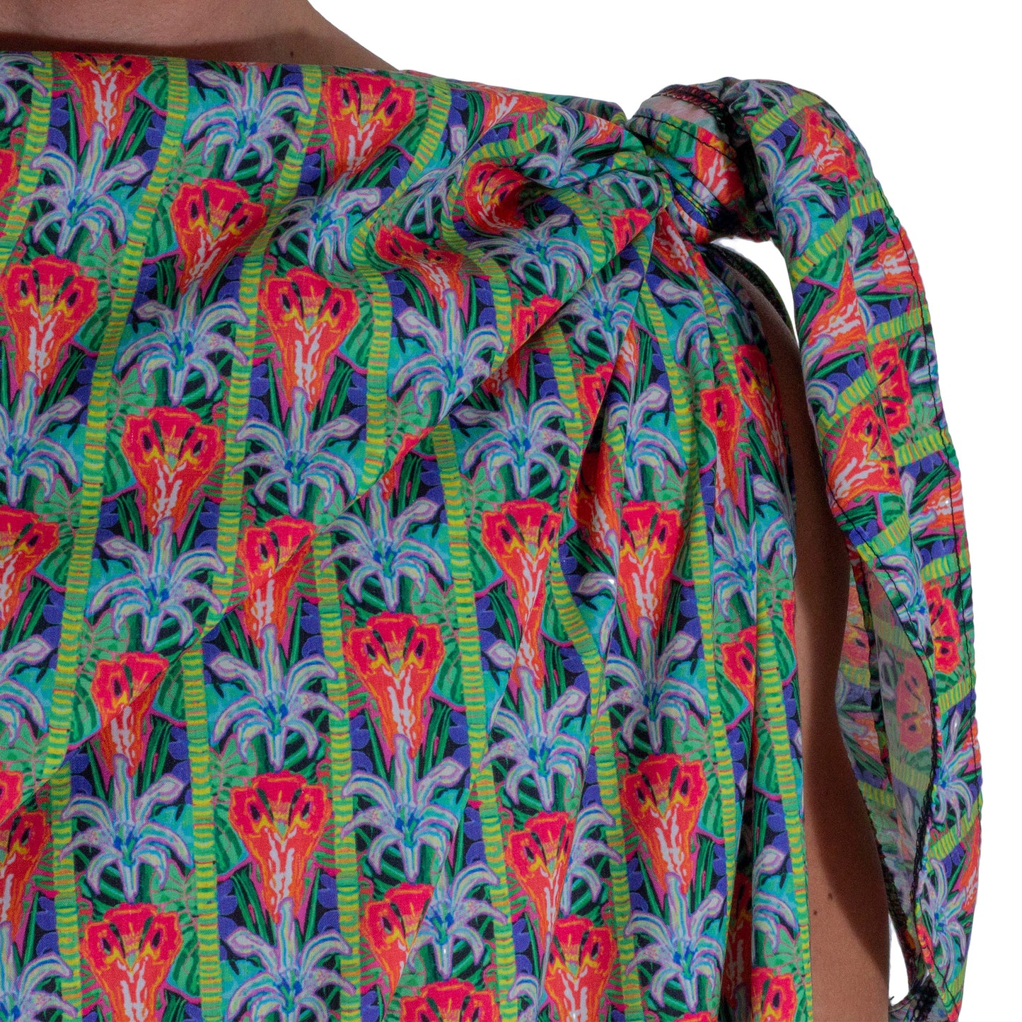 TM0001 Poncho style Tematl Loltun printed with flower figures on sublimated fabric skinit