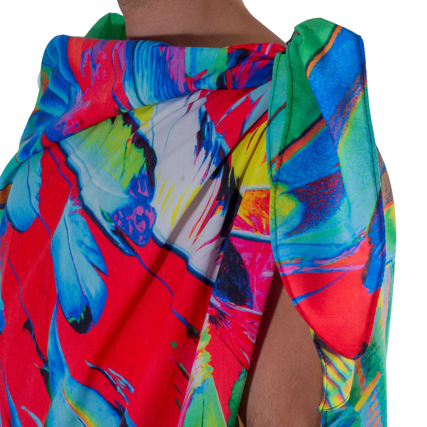 TM0002 Tematl Quetzal Patterned Poncho with Feathers skinit