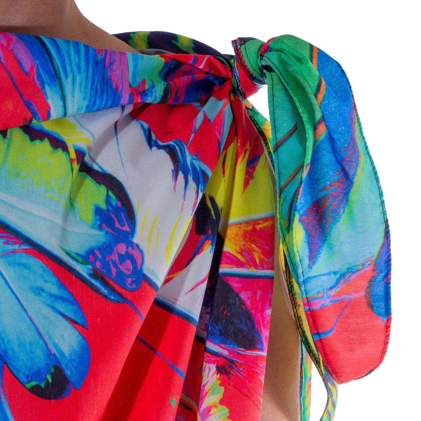 TM0002 Tematl Quetzal Patterned Poncho with Feathers skinit