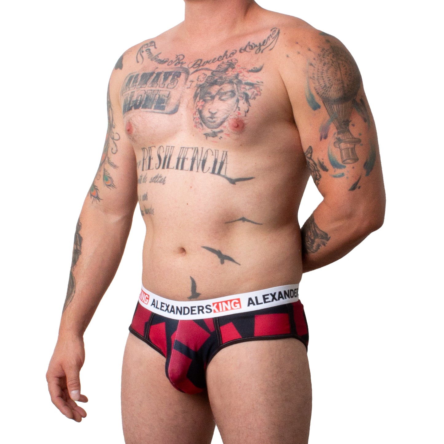 TP0457 Brief Tarjeta Roja